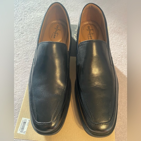 Clarks black leather loafers -worn once - Picture 1 of 3